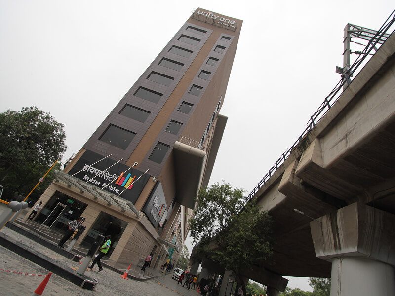 Unity One Mall