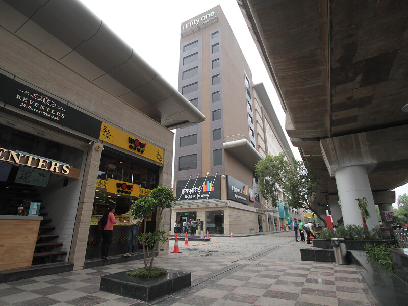 Unity One Mall