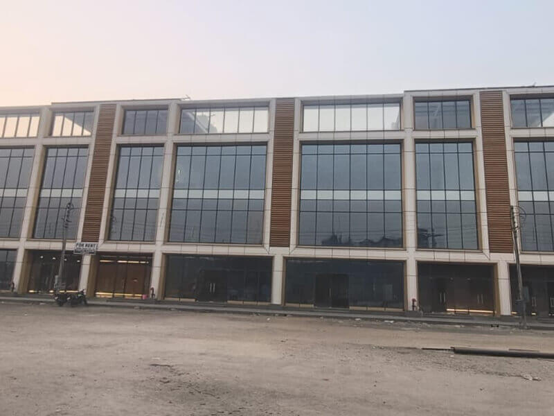 Nice – Aggarwal Plaza & Nice Appartments