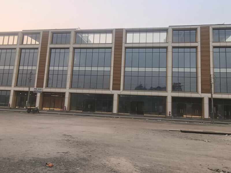 Nice – Aggarwal Plaza & Nice Appartments