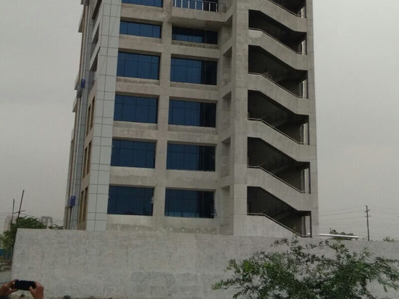 Vardhman Signature Tower